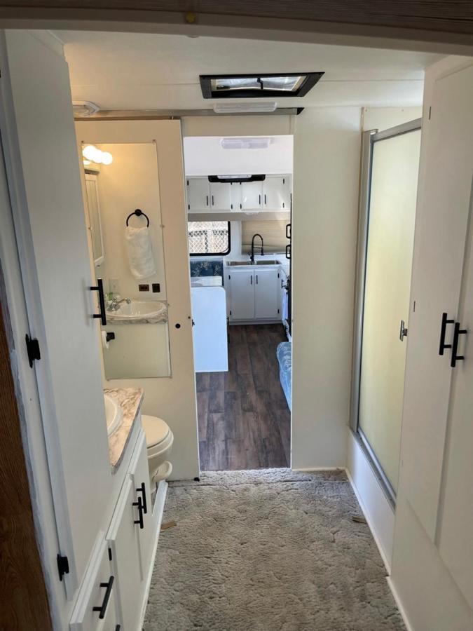 Готель Rv2 Stunning Rv Private Netflix Freeparking Морено-Валлі Екстер'єр фото